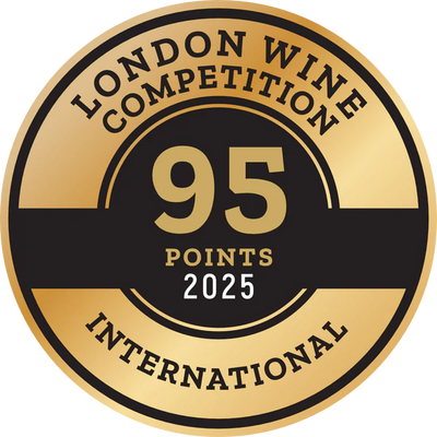 Gold and black badge for the London Wine Competition with 95 points and the year 2025.